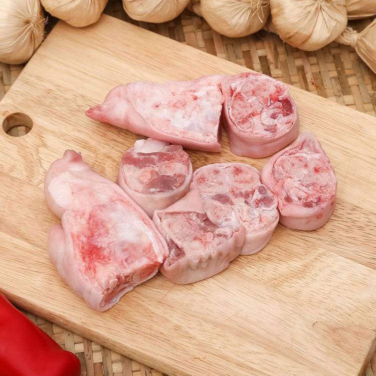 Móng Giò Trước Heo Tươi